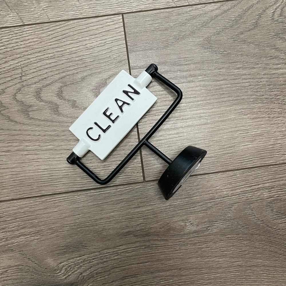 Hearth and Hand with Magnolia Clean/Dirty Sign